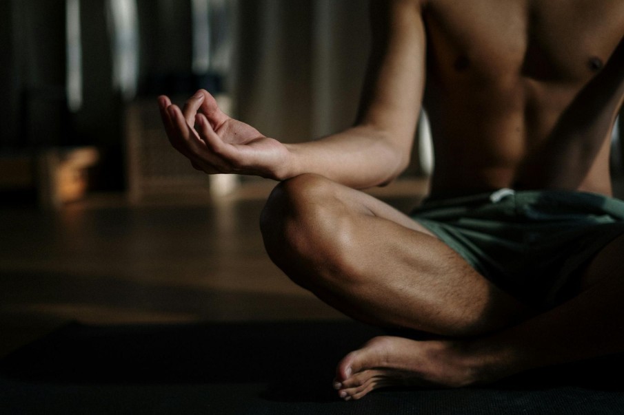 Beneficios de combinar la meditación y yoga