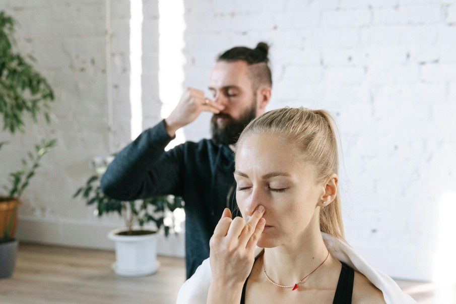 Técnicas básicas de pranayama para principiantes